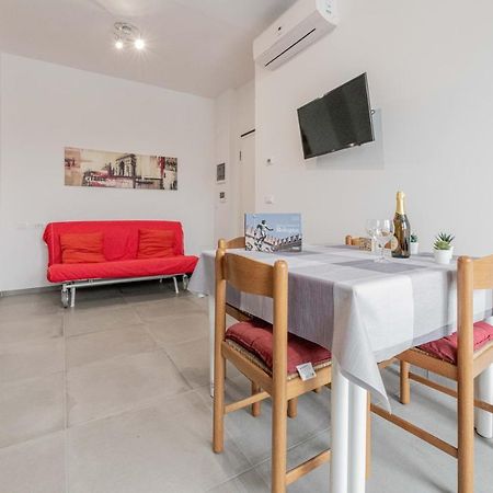 شقة Realkasa Fiera District Flat بولونيا المظهر الخارجي الصورة
