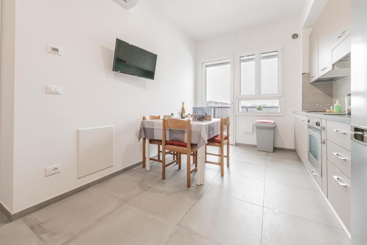 شقة Realkasa Fiera District Flat بولونيا المظهر الخارجي الصورة